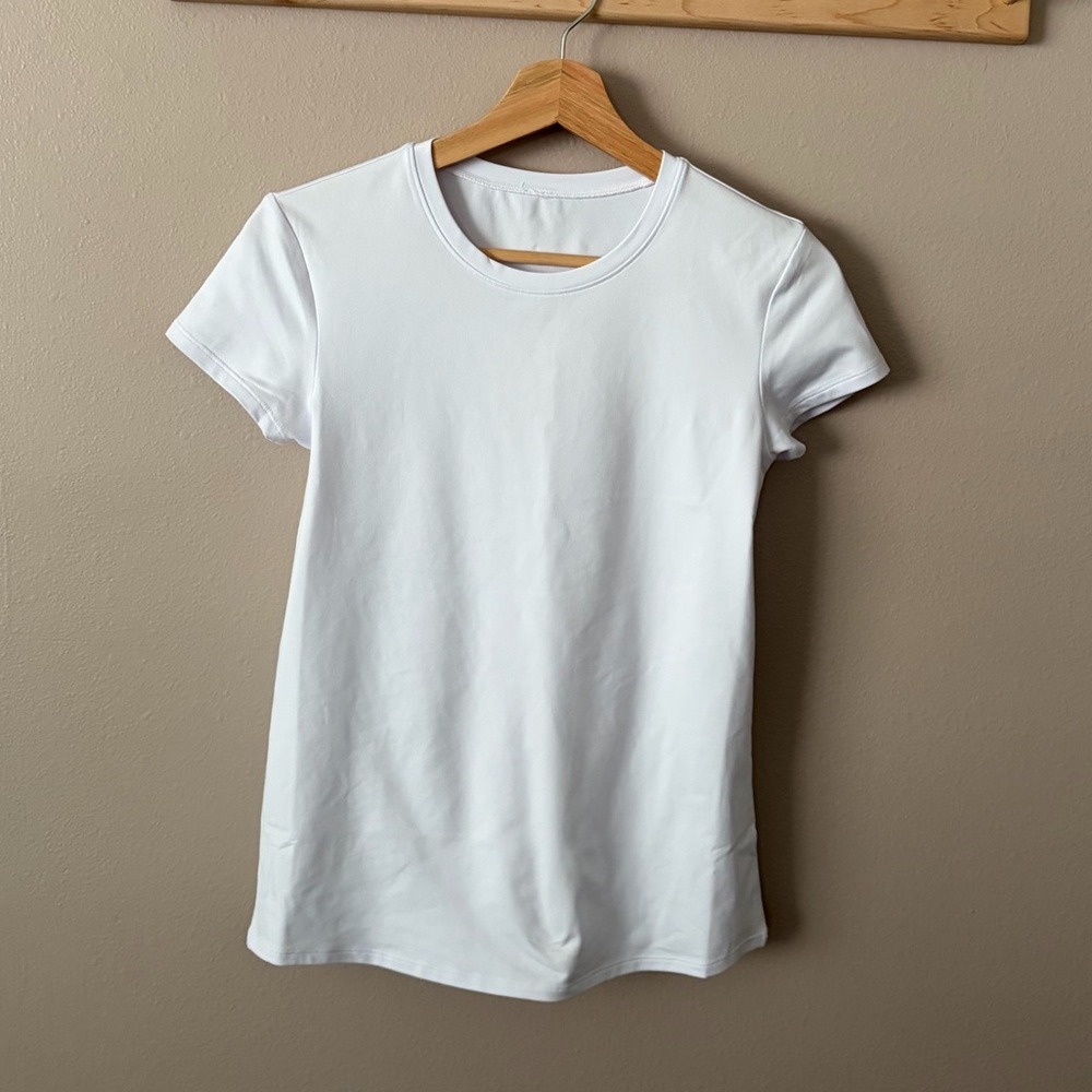 Alo YOGA Classic Crewneck Women's T-Shirt - White